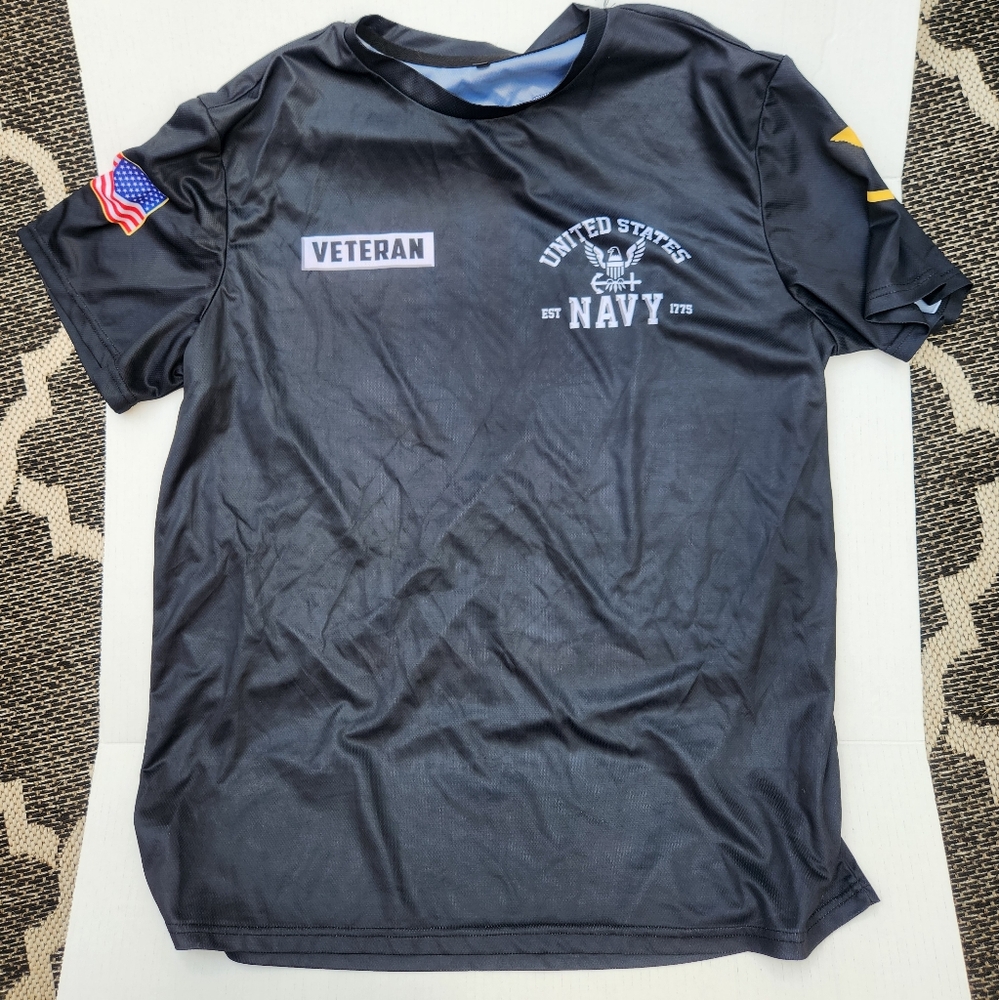 U.S. Navy Veteran Graphic Tee XL | Unisex Patriotic Military Shirt Gift